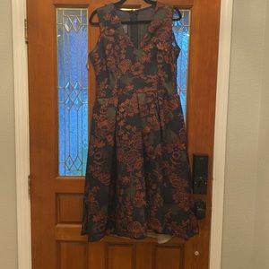 Monique Lhuillier Size 14 Dress